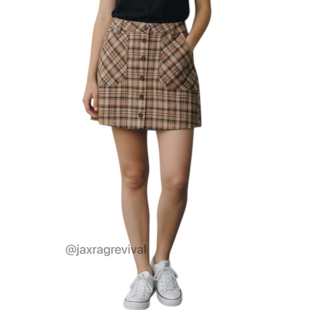 Y2K Academia Preppy Plaid Mini Skirt by Sky and Sparrow Tan and Black Size 7
